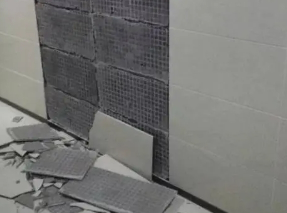 恩阳瓷砖空鼓维修公司分享下恩阳墙砖松动维修的知识